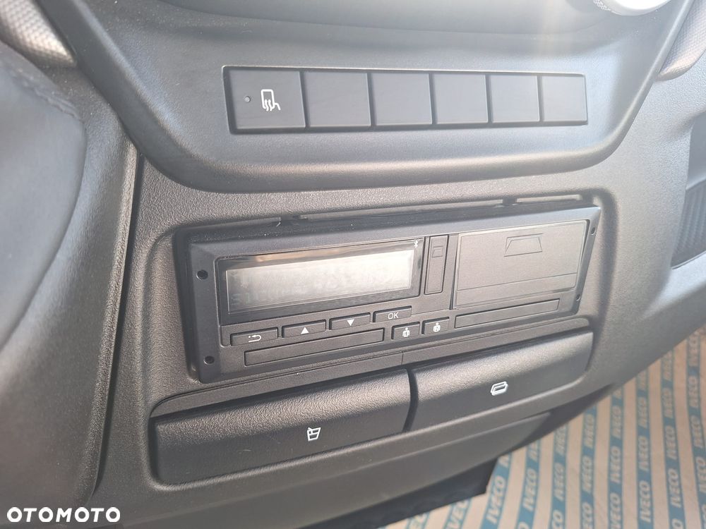 Iveco DAILY 35S21A8P - 35