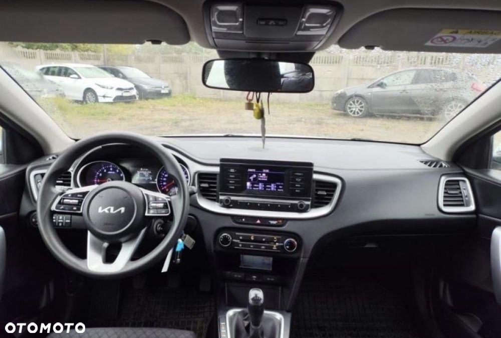 Kia Ceed 2022 photo 5