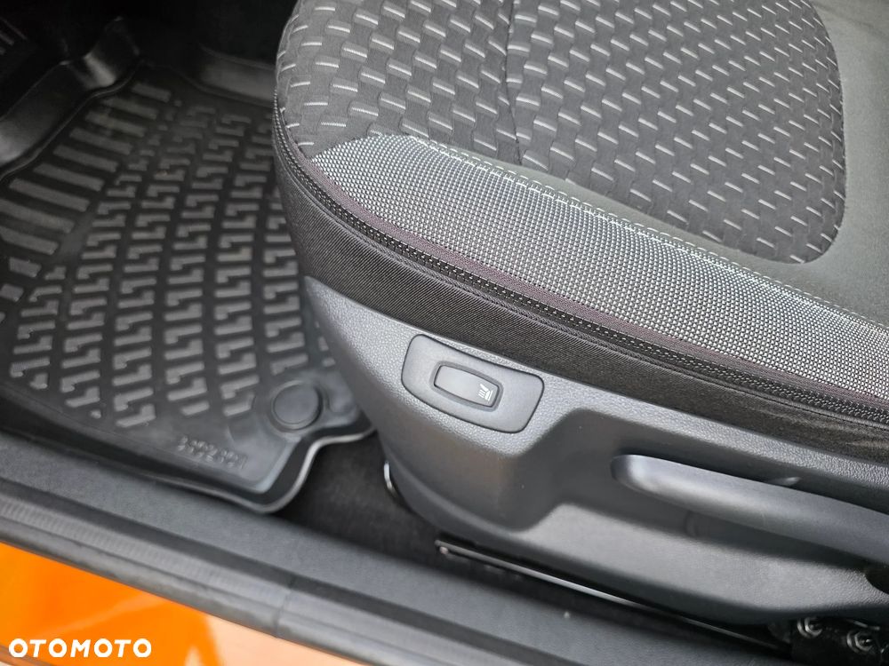 Renault Captur - 16