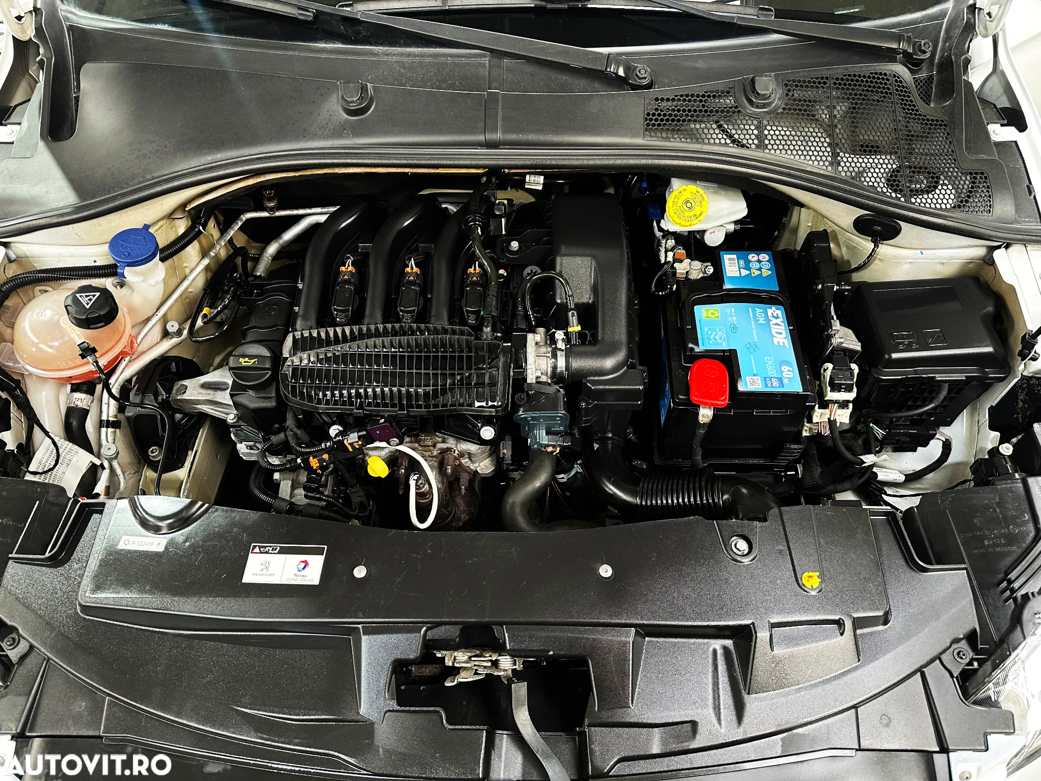 Peugeot 301 1.2 PureTech Active - 23