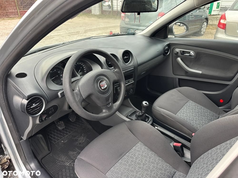 Seat Ibiza 1.4 16V Reference - 12