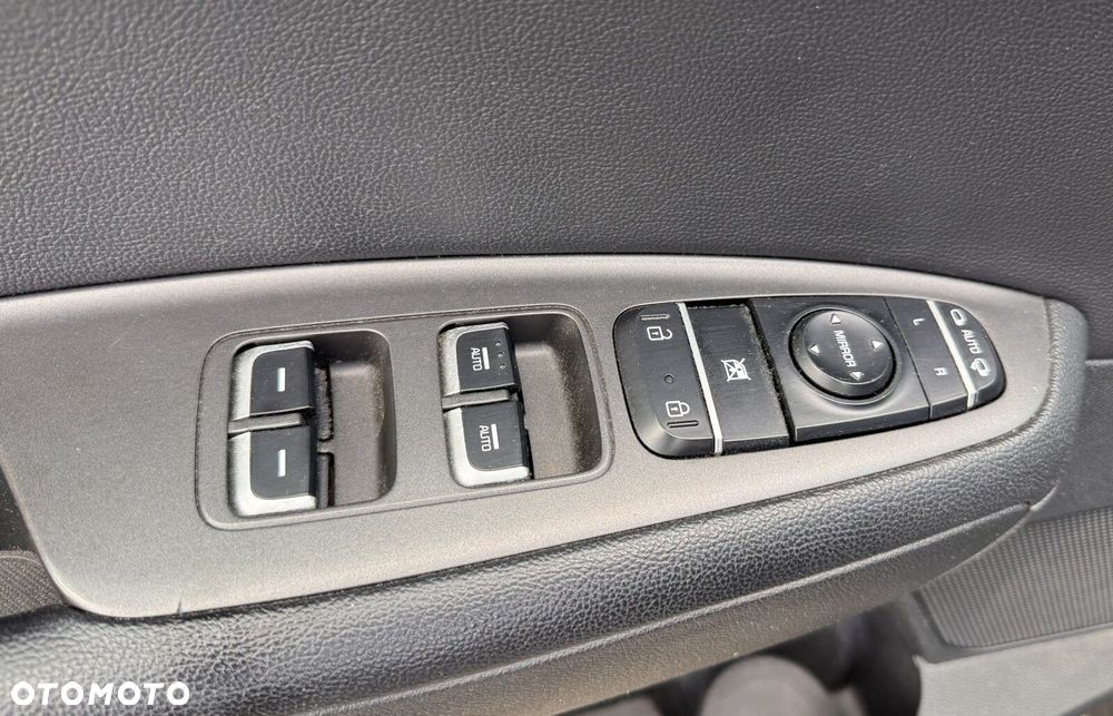 Kia Optima 1.7 CRDI M DCT - 35