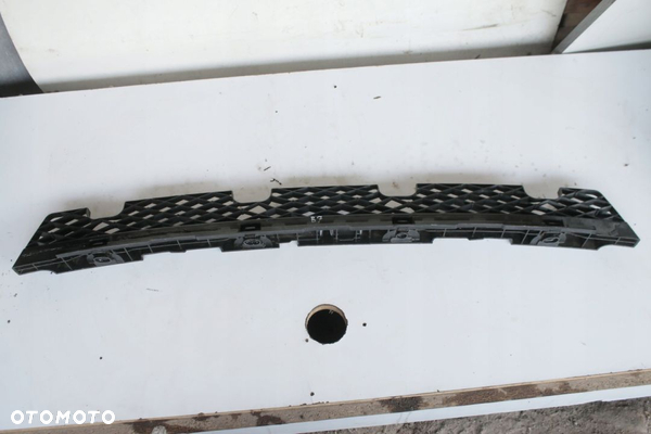 ślizg zderzaka tył VW Passat B7 kombi 3AF807863