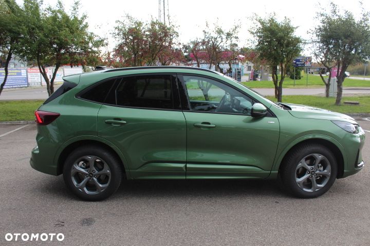 Ford Kuga 2.5P PHEV FWD ST-Line eCVT - 13