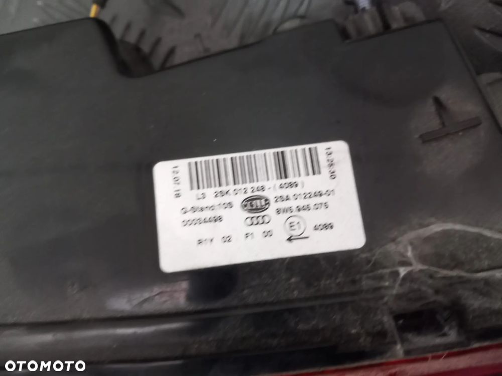 LAMPA LEWA PRAWA TYŁ AUDI A4 B9 SEDAN 8W5945075 8W5945076 - 3