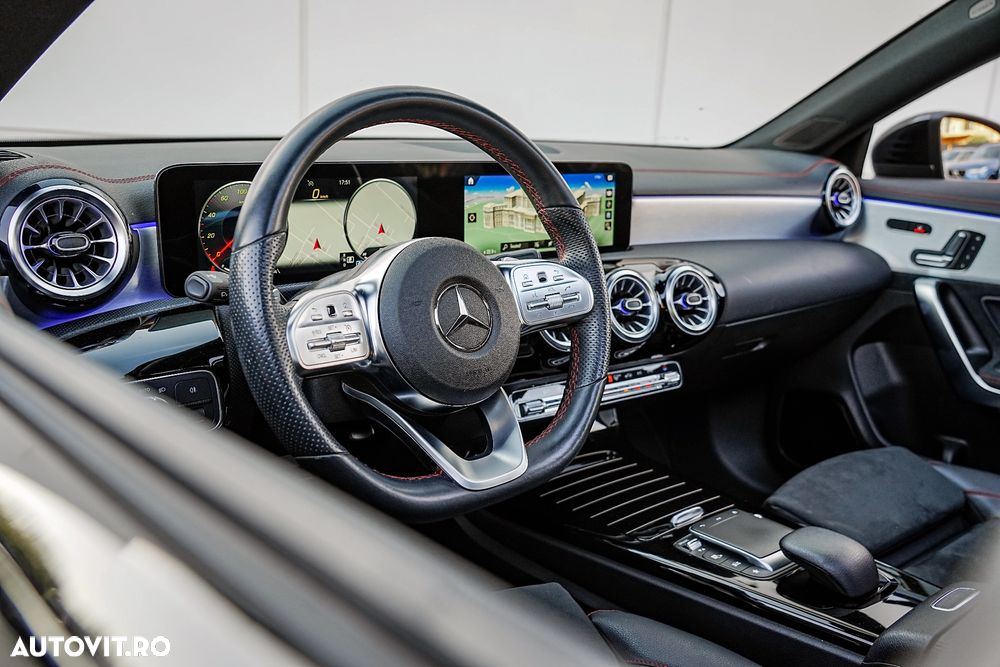 Mercedes-Benz CLA 200 7G-DCT AMG Line - 20