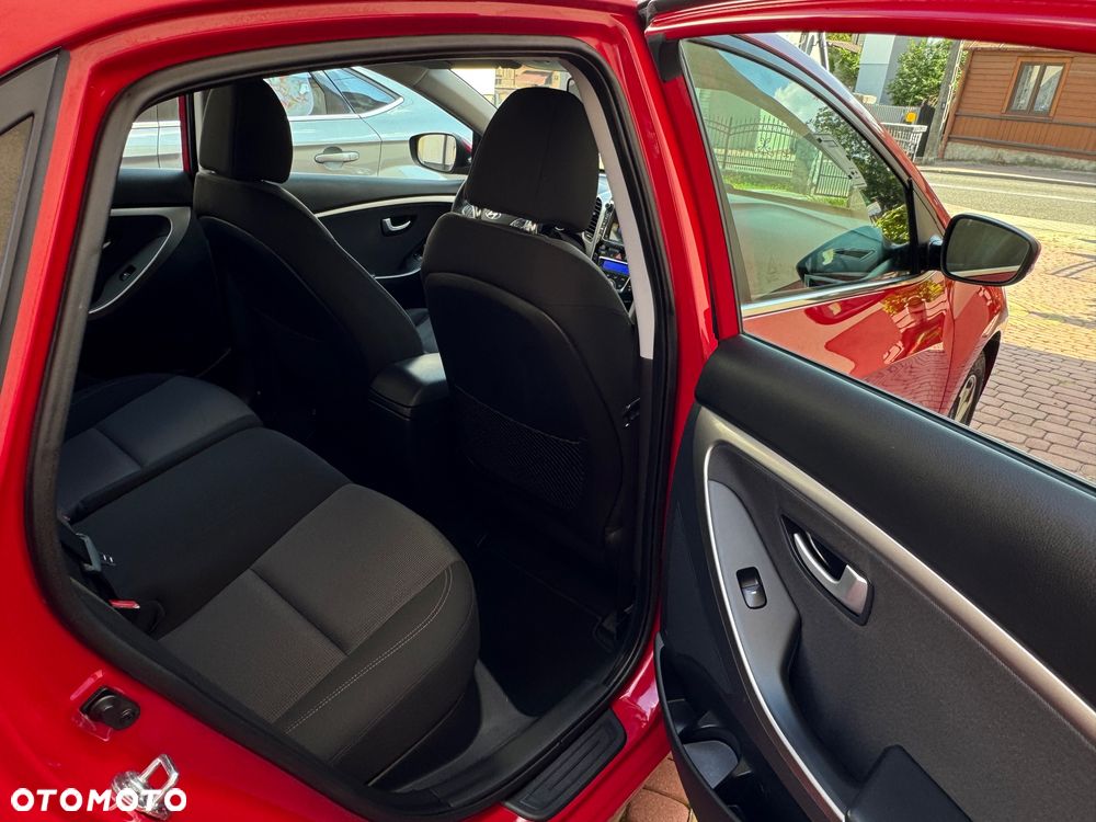 Hyundai i30 1.6 Premium - 15