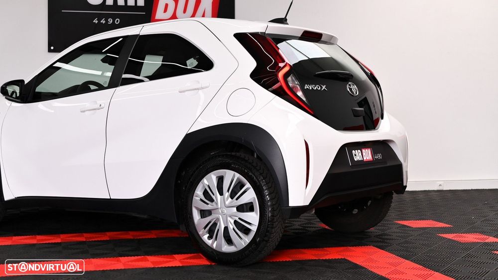Toyota Aygo X 1.0 Play CVT - 6