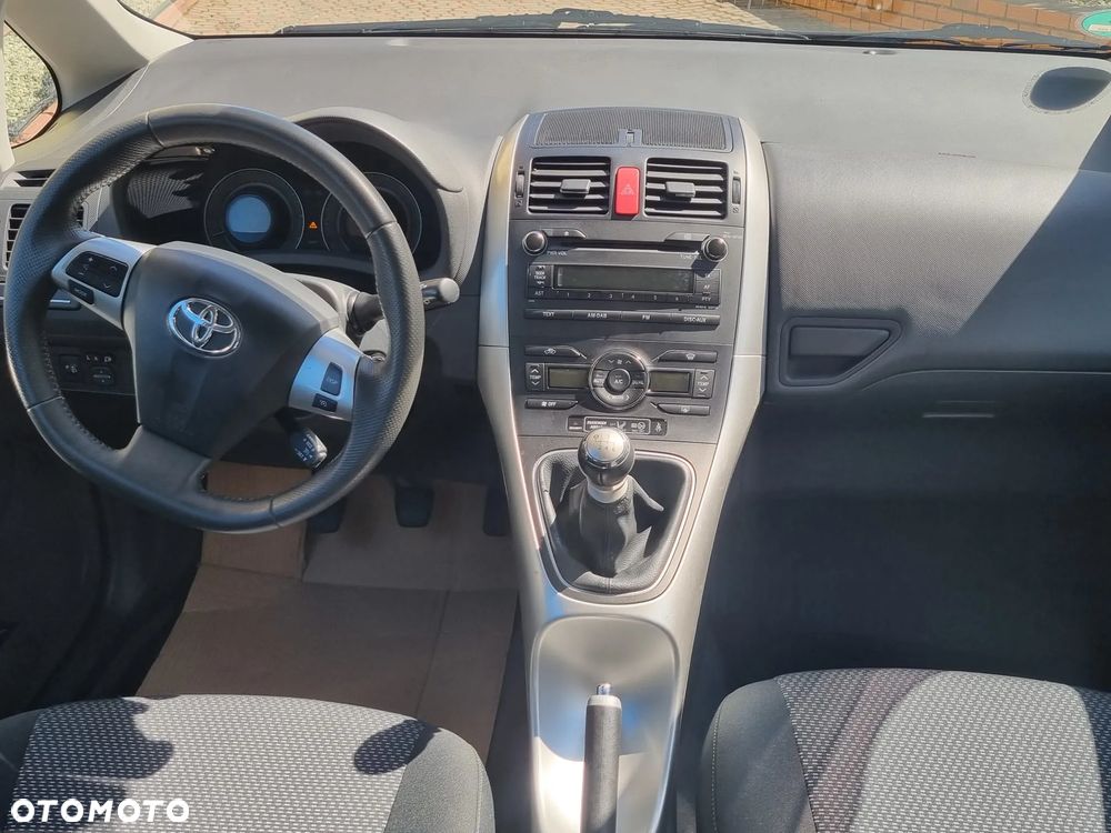 Toyota Auris 1.6 Valvematic Life - 7