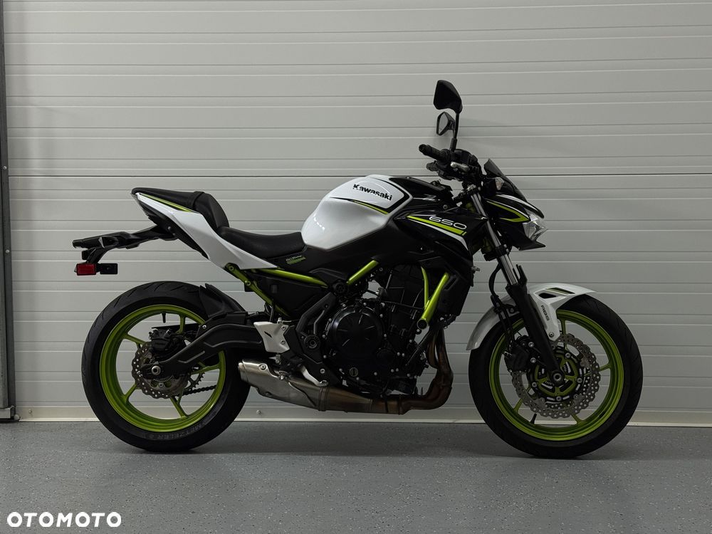 Kawasaki Z - 2