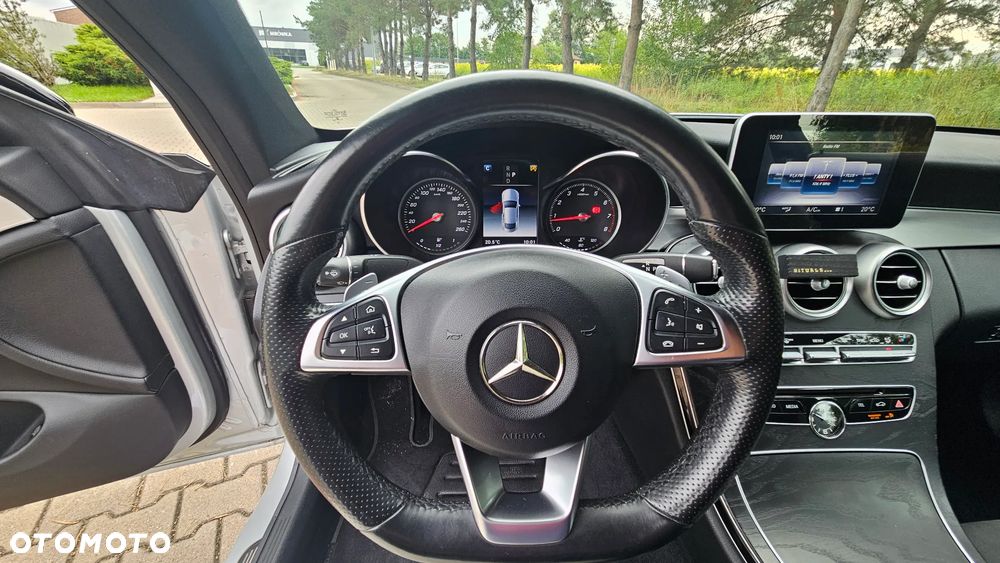Mercedes-Benz Klasa C 200 9G-TRONIC AMG Line - 32