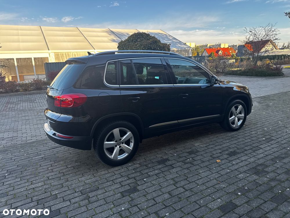 Volkswagen Tiguan - 11