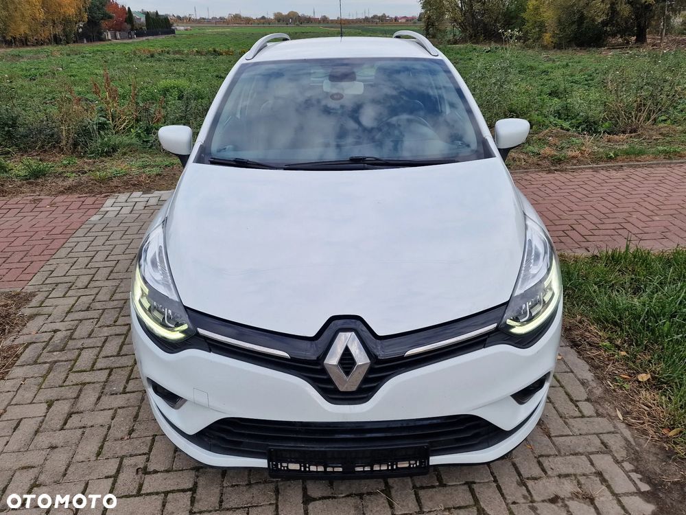 Renault Clio - 16