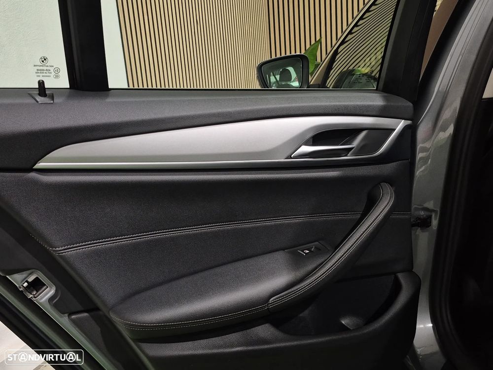 BMW 520 d Auto - 15
