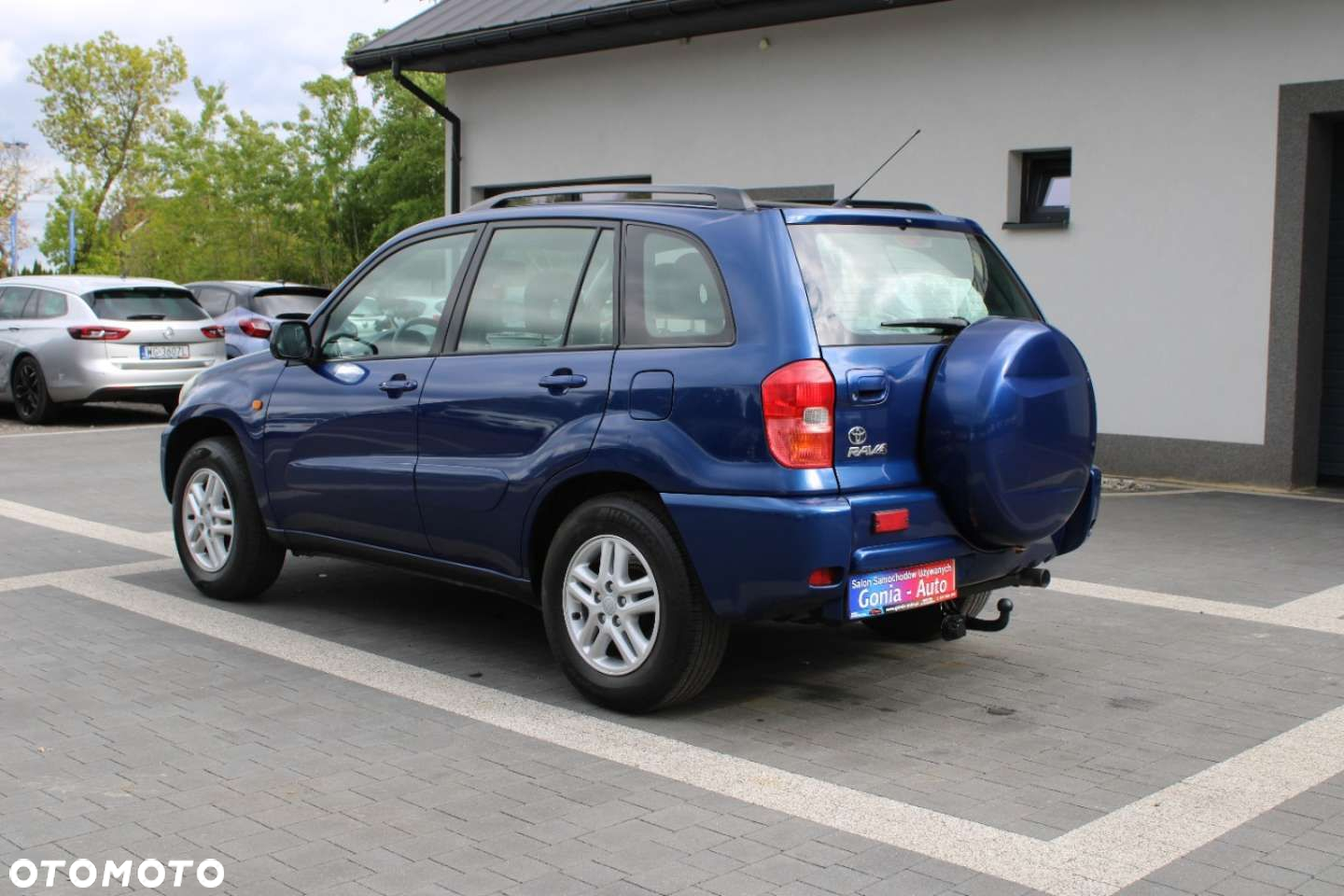 Toyota RAV4 - 8