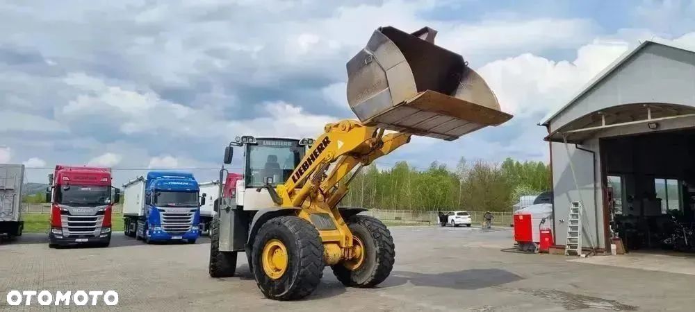 Liebherr Ładowarka Liebherr 580 ładna super stan - 7