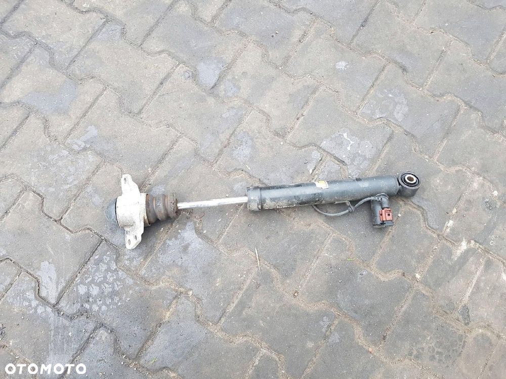 VW PASSAT CC 08-12r AMORTYZATOR AKTYWNY LEWY TYŁ TYLNY