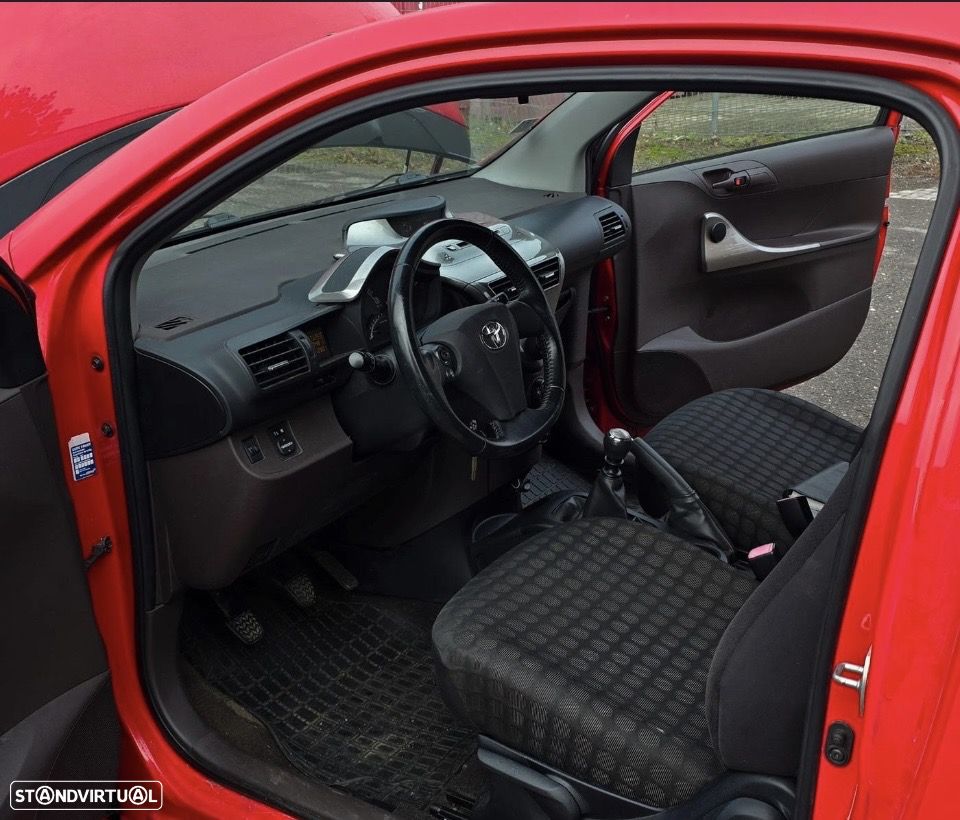 Toyota iQ 1.0 - 11