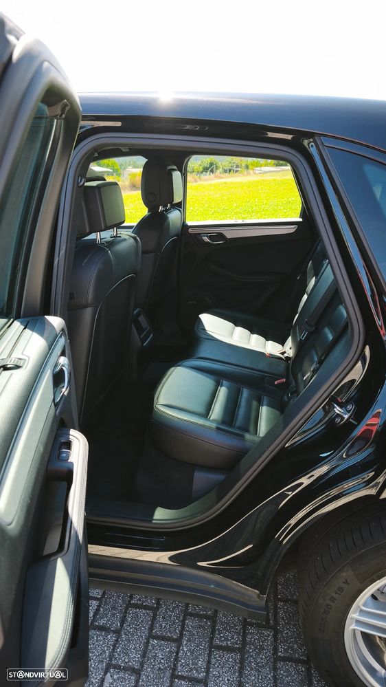 Porsche Macan S - 9