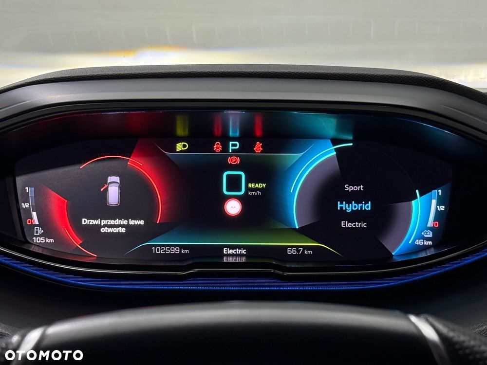 Peugeot 3008 1.6 PureTech HYbrid4 GT Line S&S EAT8 - 27