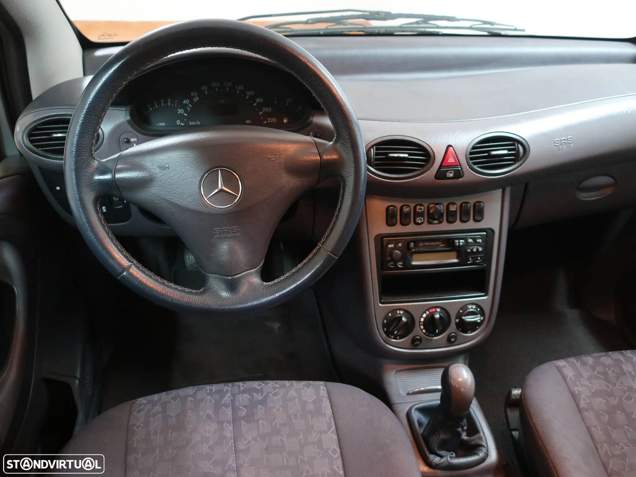 Mercedes-Benz A 140 Classic - 15