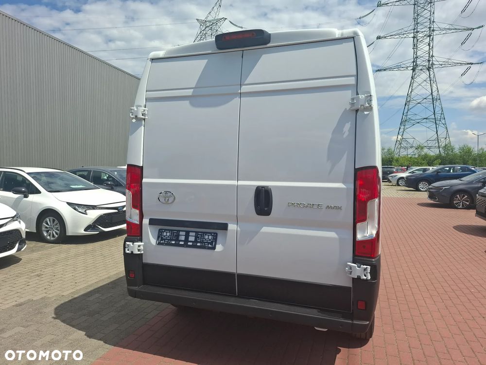 Toyota Proace Max - 14