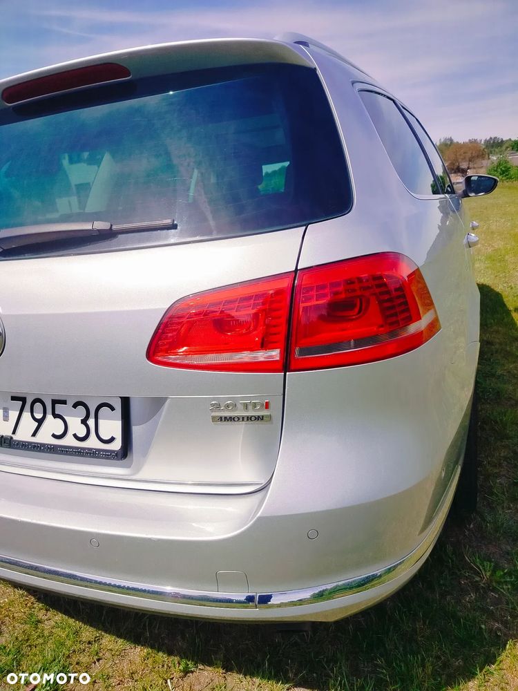 Volkswagen Passat 2.0 TDI 4Mot Highline DSG - 4