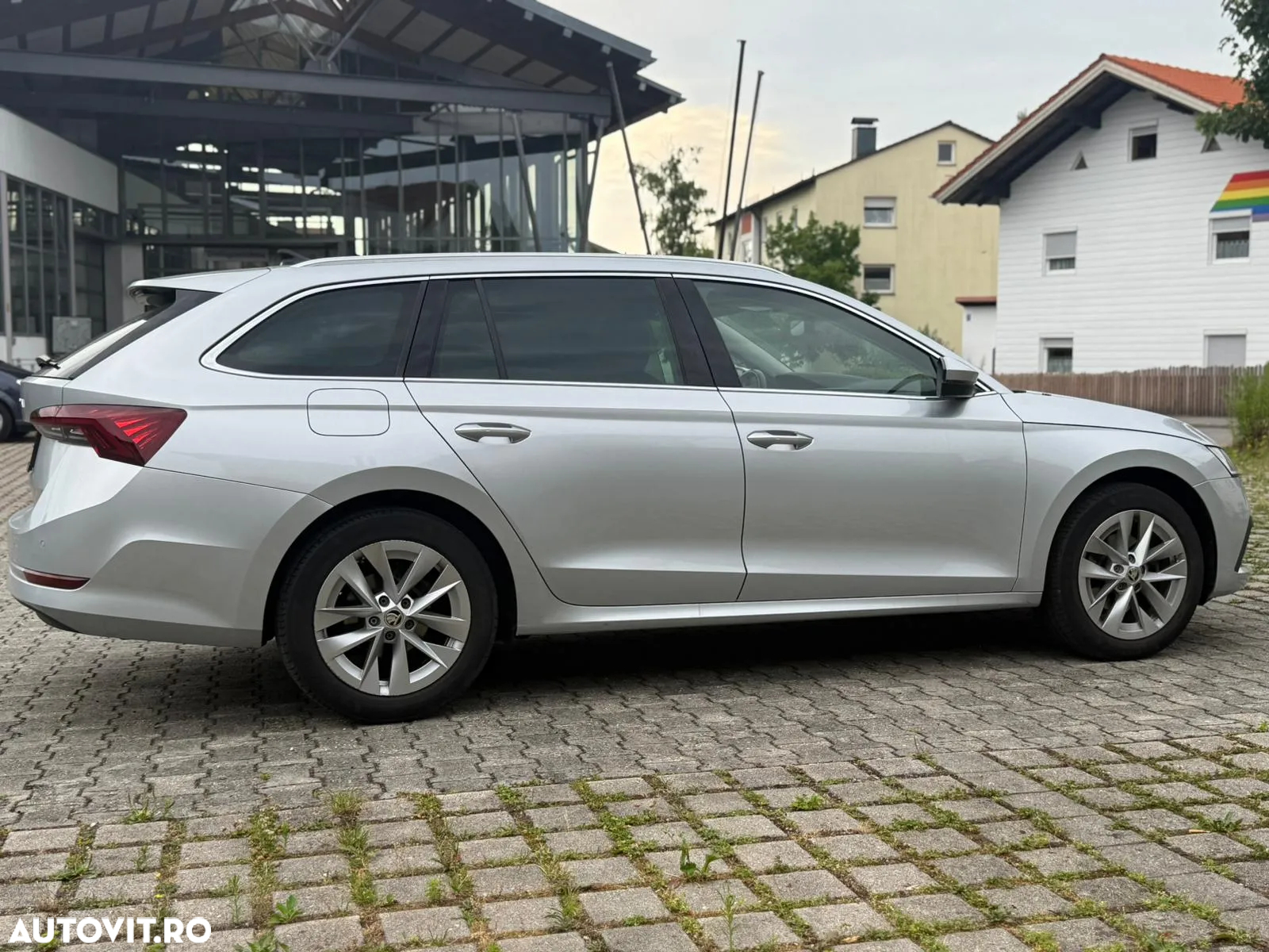 Skoda Octavia 2.0 TDI DSG Style - 6