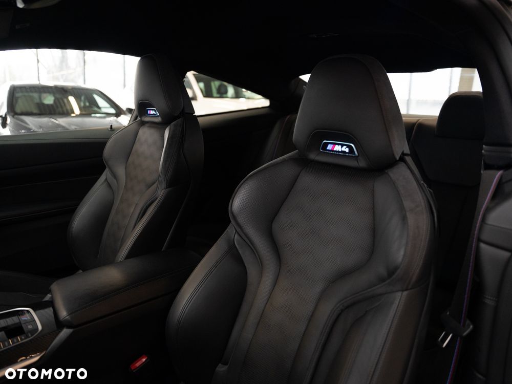 BMW M4 Competition M xDrive sport - 17