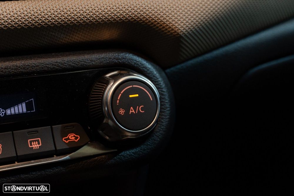 Nissan Micra 1.0 IG-T Acenta CVT - 61