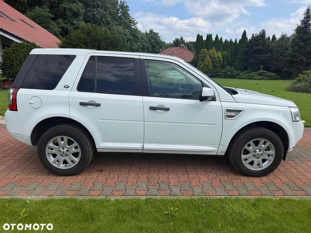 Land Rover Freelander SD4 HSE Luxury - 21