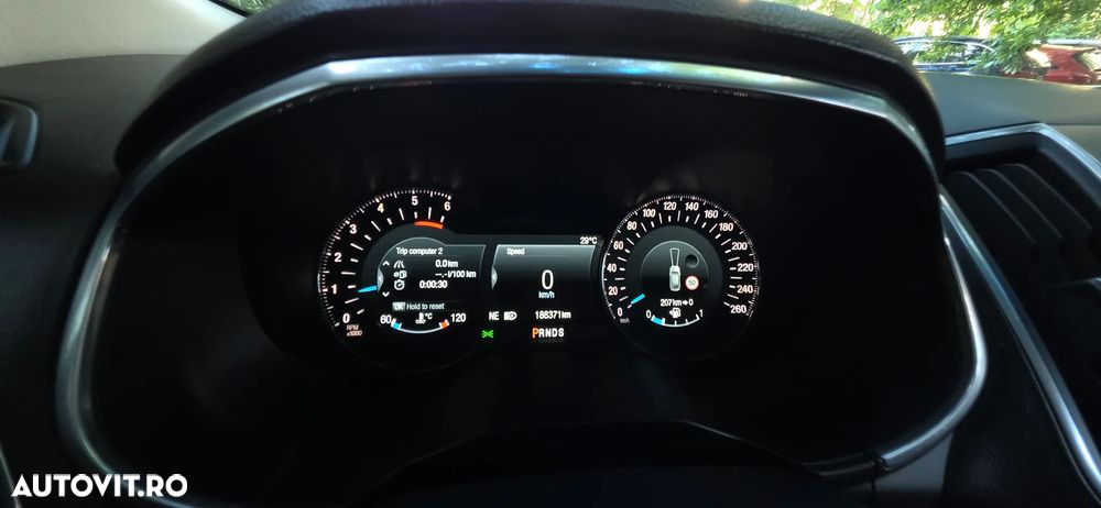 Ford Edge 2.0 TDCi Powershift Sport - 5