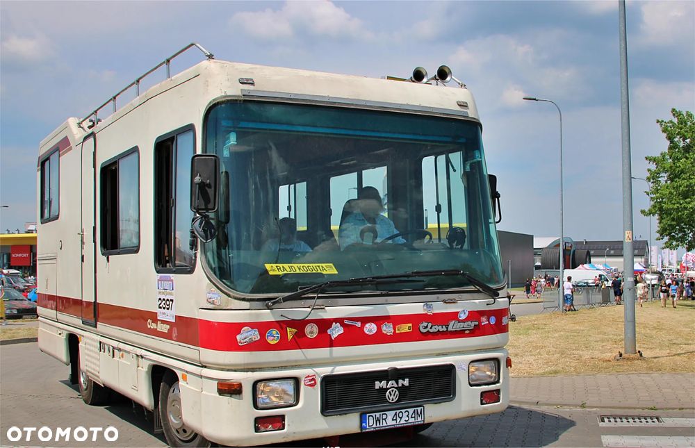 MAN Clou Liner 700 - 32