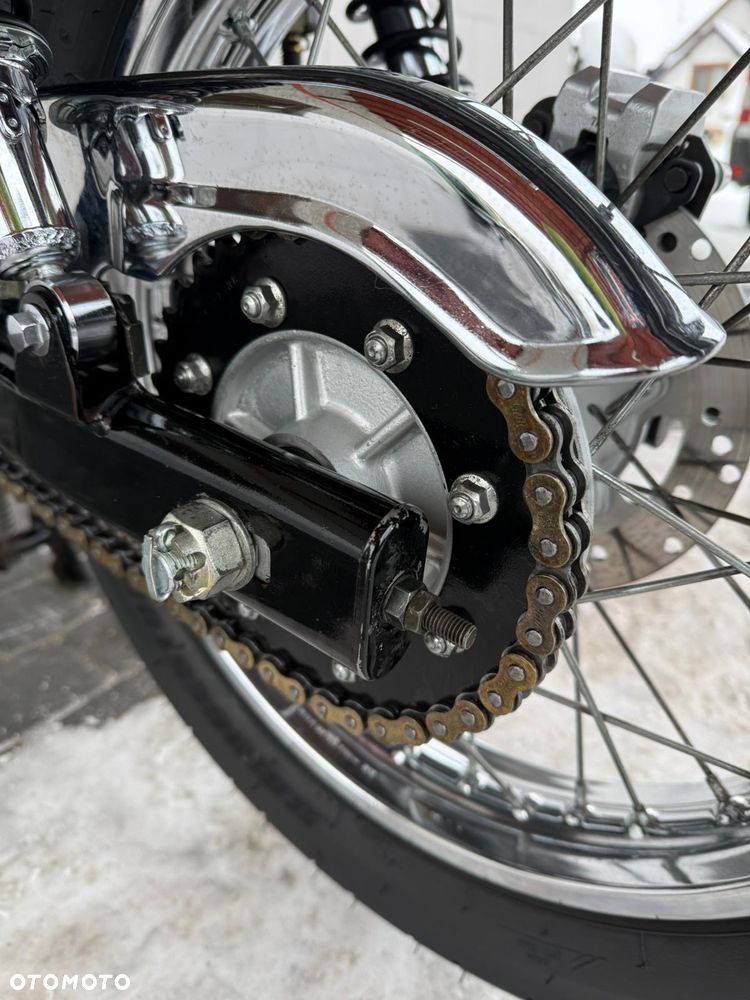 Kawasaki Estrella - 32