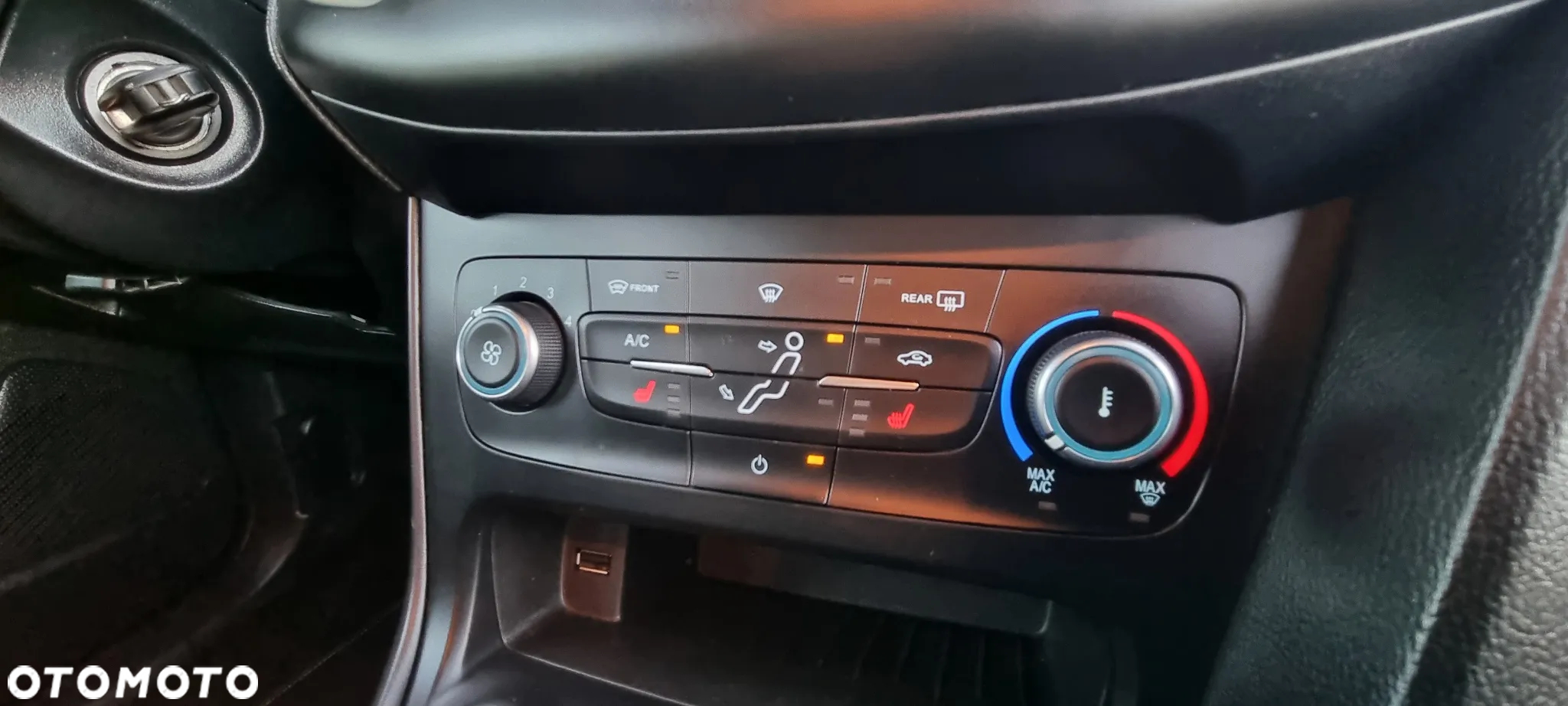 Ford Focus - 18