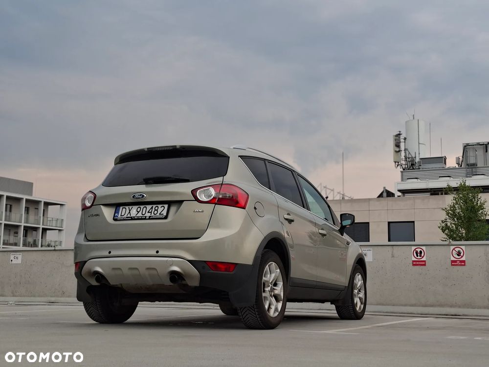 Ford Kuga 2.0 TDCi Titanium - 23