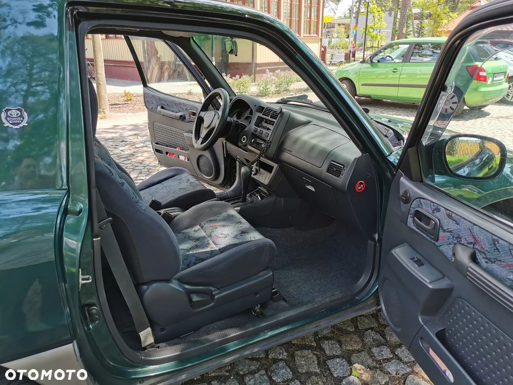 Toyota RAV4 - 14