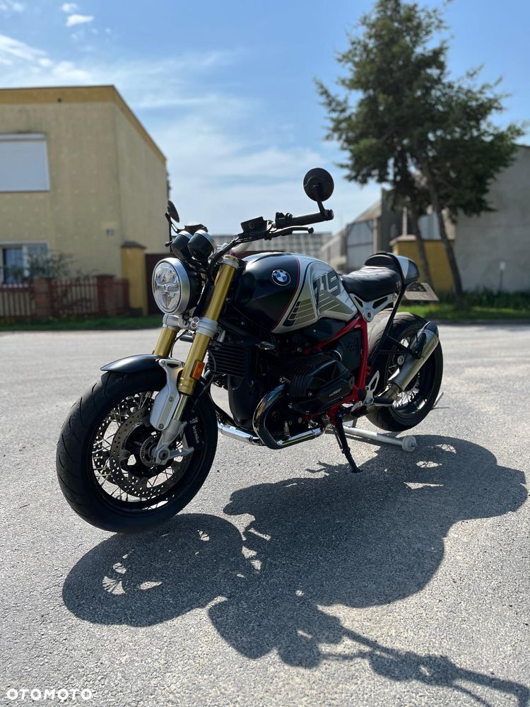 BMW R - 6