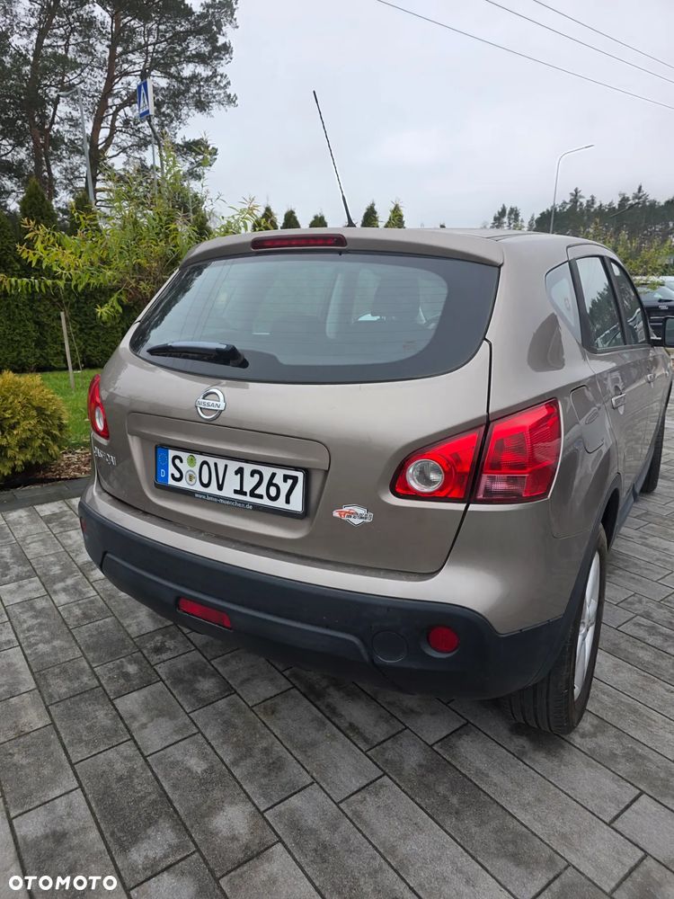 Nissan Qashqai 2.0 4x4 visia - 5