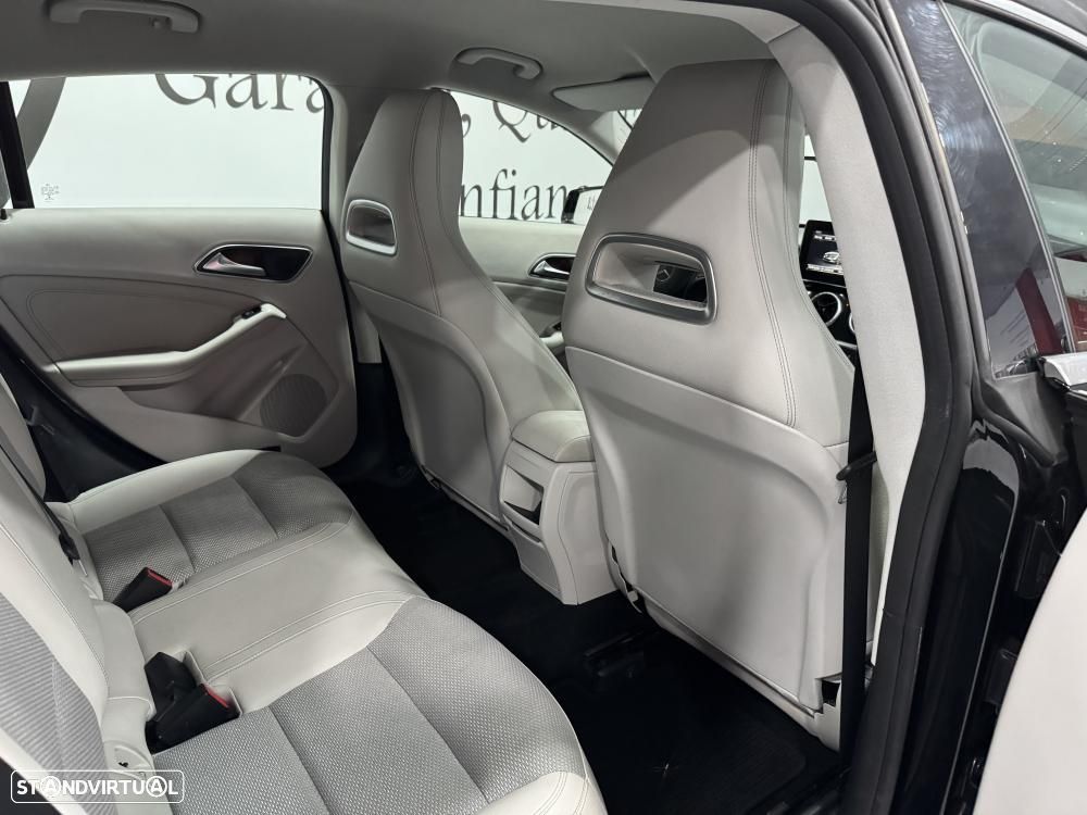 Mercedes-Benz CLA 180 d Shooting Brake Urban - 35