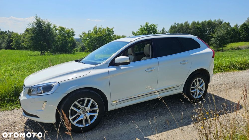 Volvo XC 60 D3 Drive-E R-Design Momentum - 14