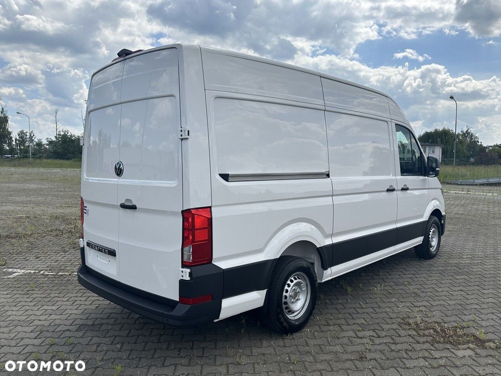 Volkswagen Crafter 35 2.0 TDI L3H3 177 KM AUTOMAT - 8