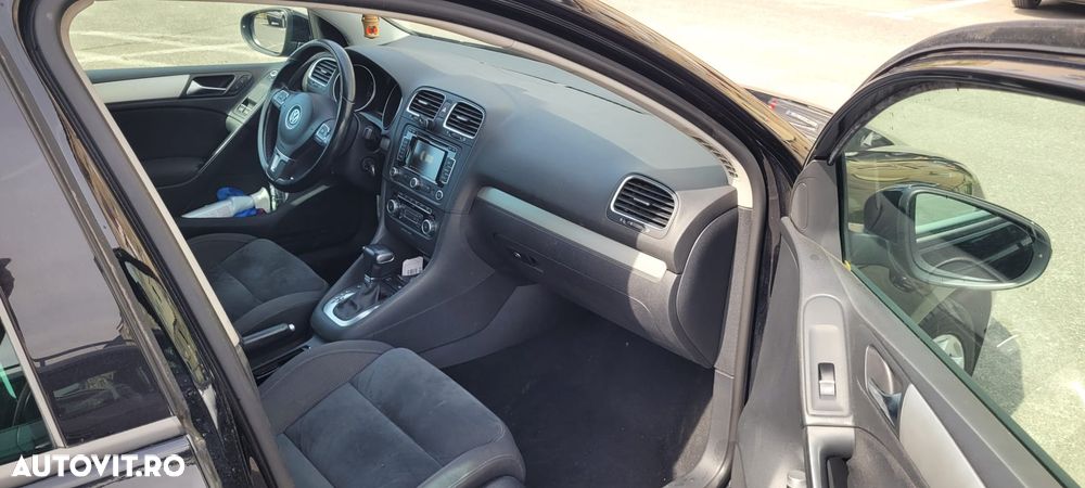 Volkswagen Golf - 20