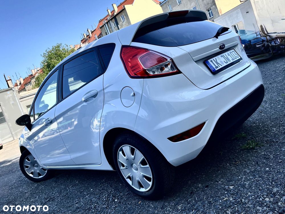 Ford Fiesta 1.25 Champions Edition - 5