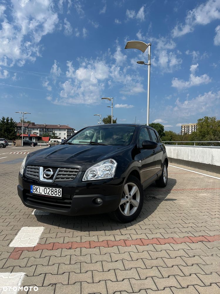 Nissan Qashqai - 1