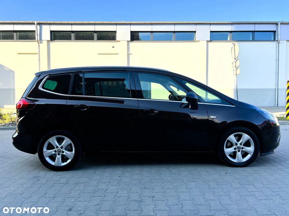 Opel Zafira 1.6 T SIDI Cosmo S&S - 12