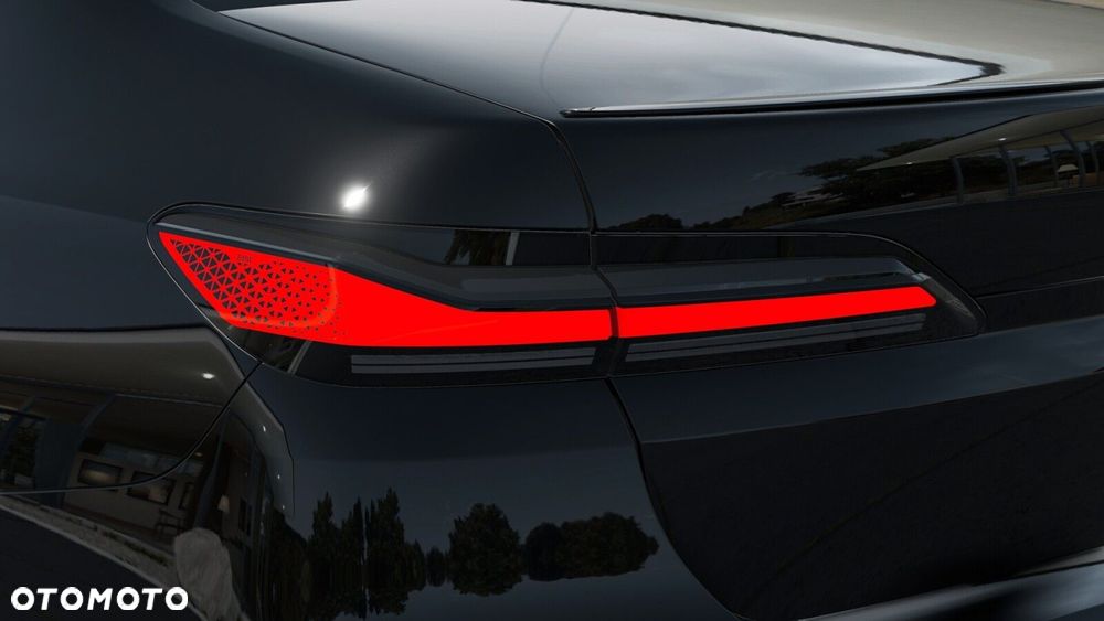 BMW Seria 7 - 8