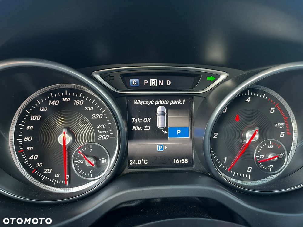 Mercedes-Benz CLA - 36