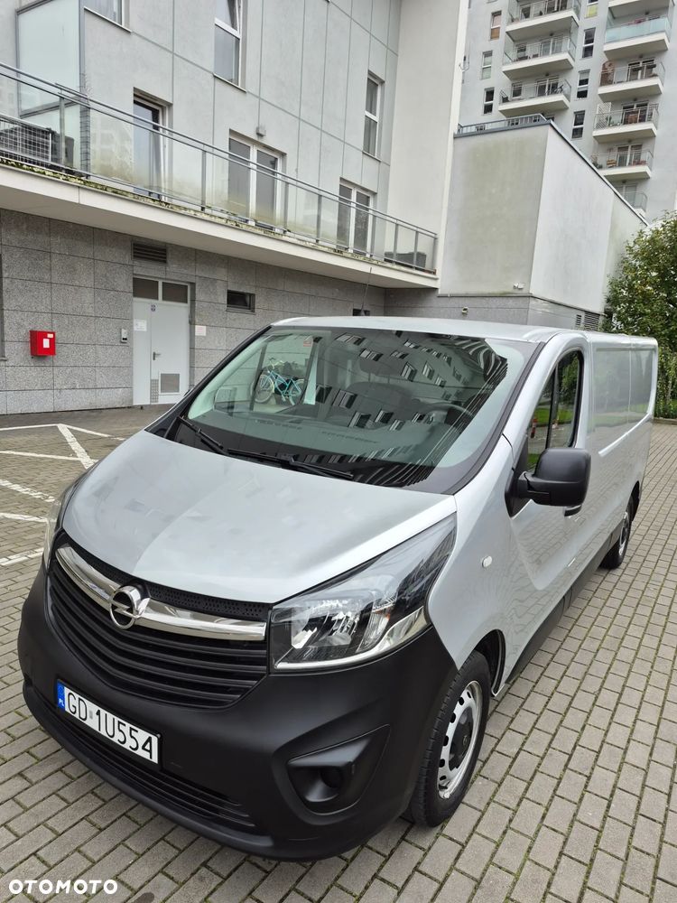 Opel Vivaro - 8