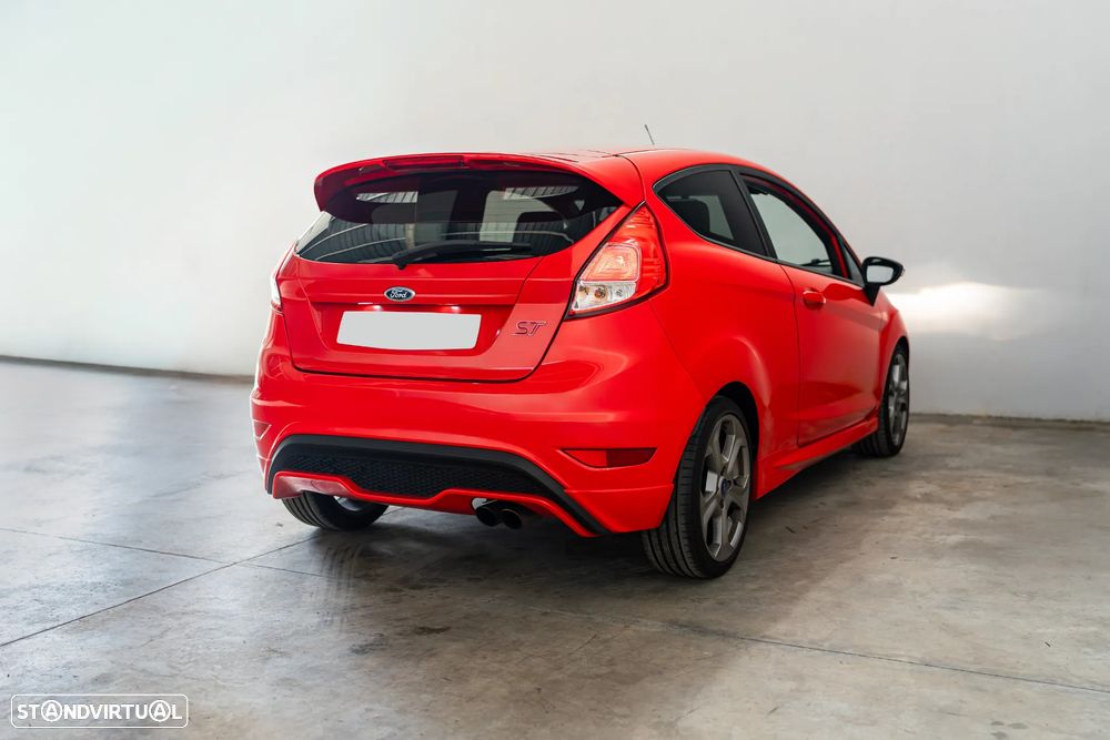 Ford Fiesta 1.6 EcoBoost c/ Pack Pele Desportiva ST - 6